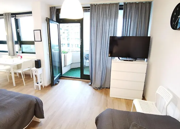 Апартаменты Da01 - Gemuetliches 1-zimmer-apartment Mit Balkon In *